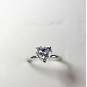 18k Real Solid Gold Heart Cut Diamond Ring , AU750 Stamped